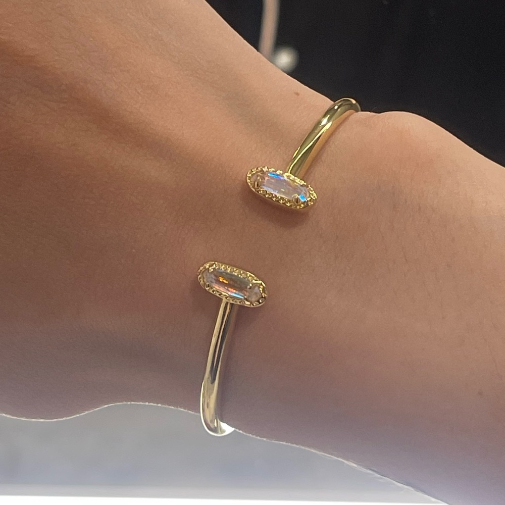 Kendra Scott bracelet